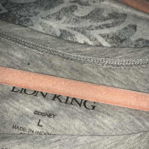 Simba Disney T-Shirt - Picture 3 of 3